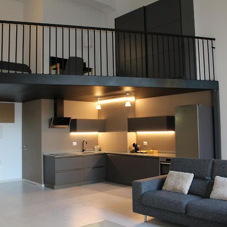 Milan Space Loft - Apartment Close To M5 Subway - Free Parking - Sky & Netflix Tv Extérieur photo