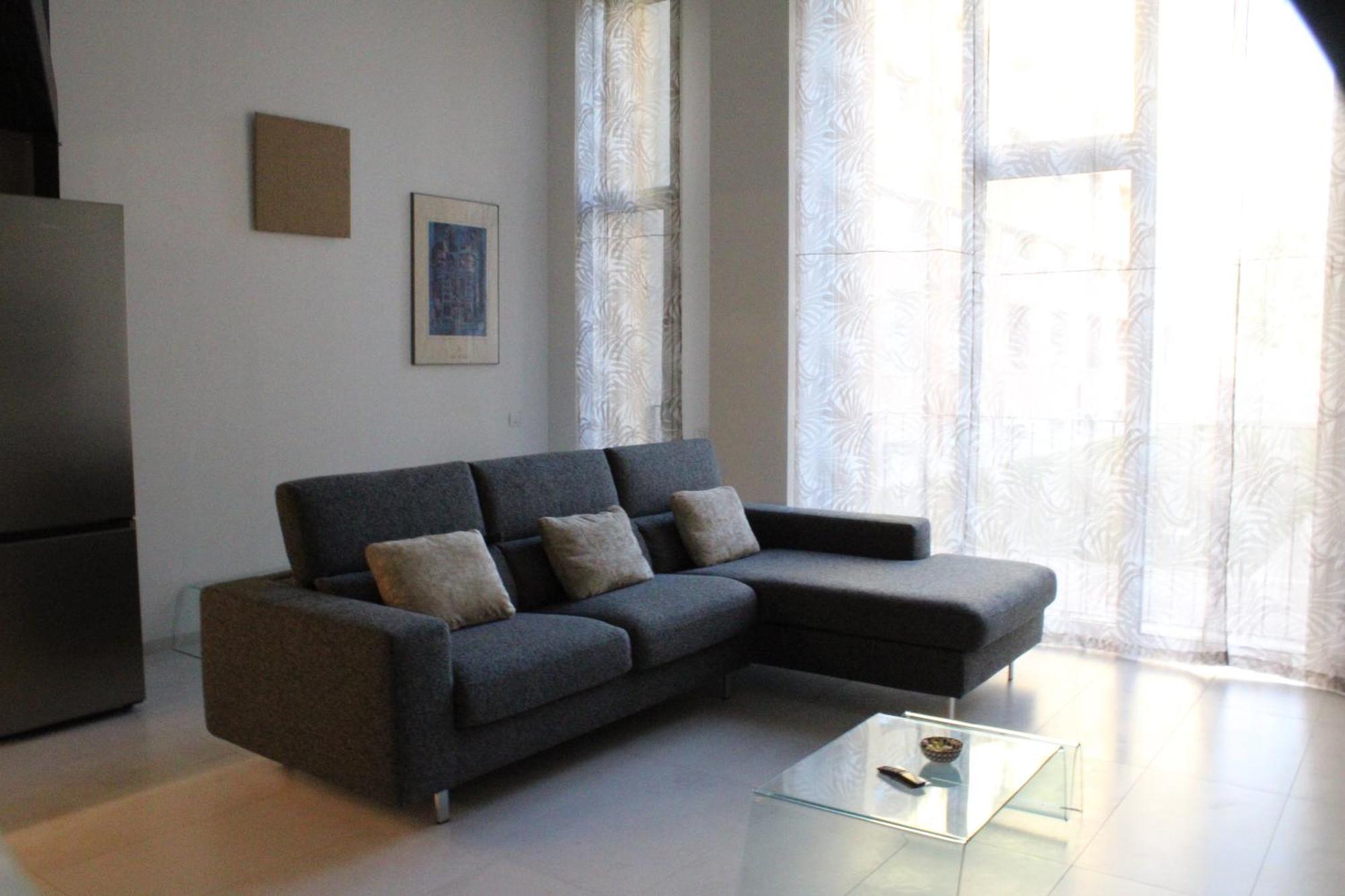 Milan Space Loft - Apartment Close To M5 Subway - Free Parking - Sky & Netflix Tv Extérieur photo
