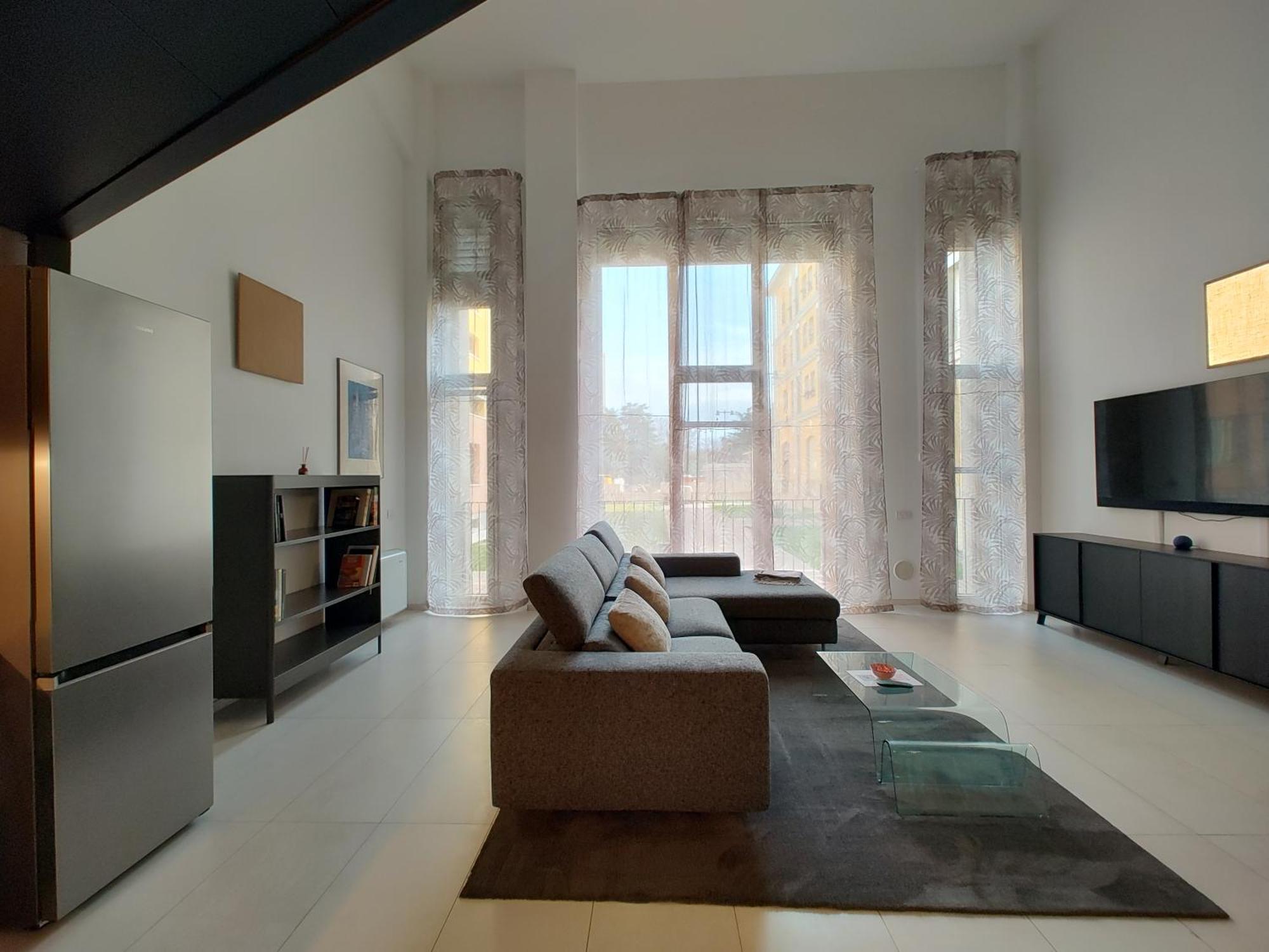 Milan Space Loft - Apartment Close To M5 Subway - Free Parking - Sky & Netflix Tv Extérieur photo